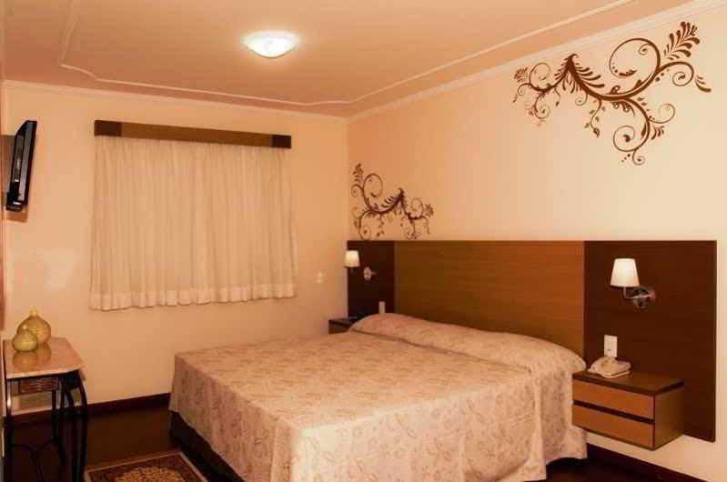 Hotel Premium Пірасунунґа Екстер'єр фото
